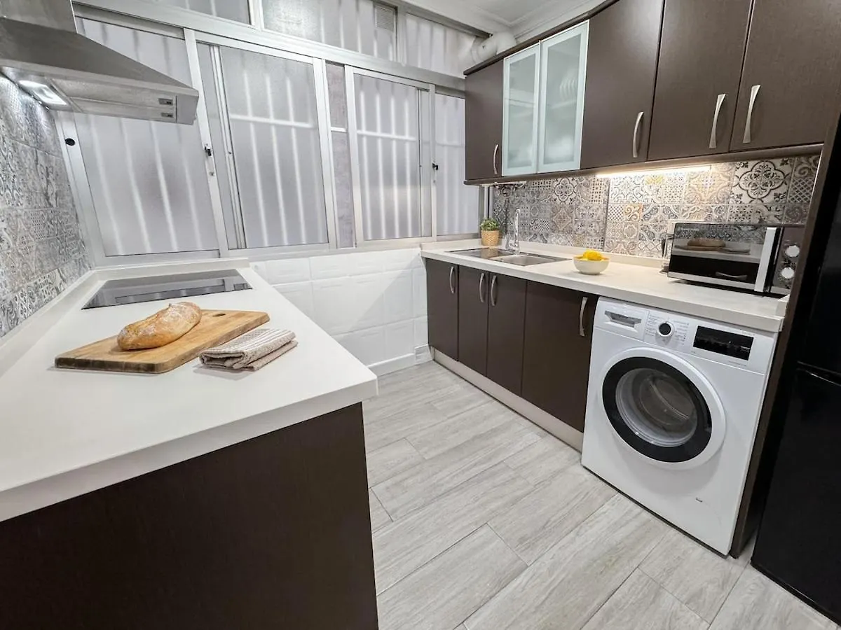 Beautiful Flat Perfectly Located By Beach And City Malaga Apartment